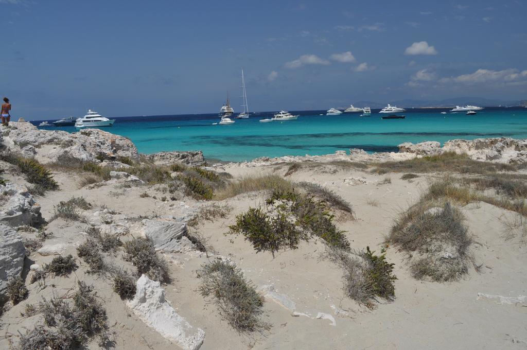 Viviendas Turisticas S'Estanyol Ла Савина Екстериор снимка